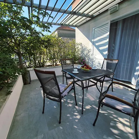 Apartment Bracera